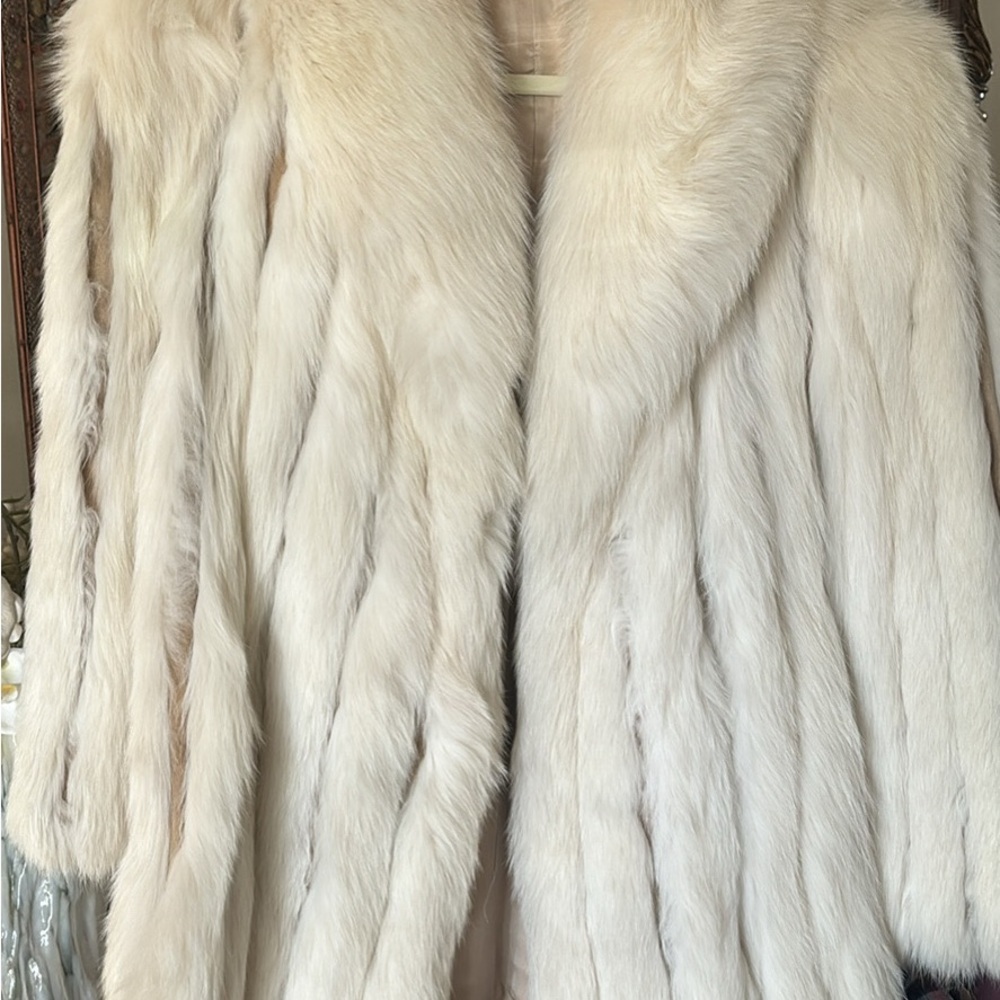 Absolutely gorgeous fox jacket